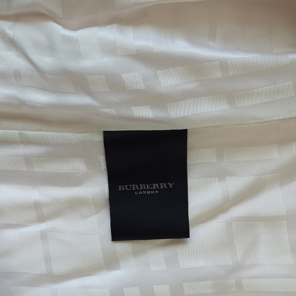 Burberry Soft Pink Collared Jacket - image 3